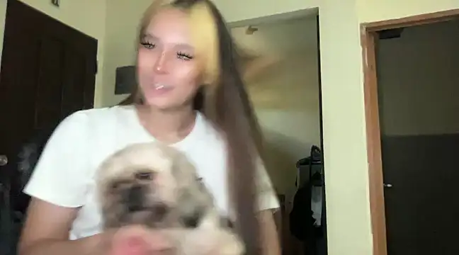 Snapshot of MeganTheRarest chatting on 10, 12, 2024 MeganTheRarest online show from 10, 12, 2024