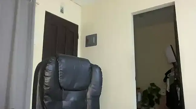 Snapshot of MeganTheRarest chatting on 20, 1, 2025 MeganTheRarest online show from 20, 1, 2025