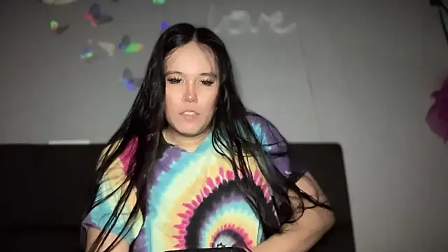 Snapshot of MeganTheRarest chatting on 17, 10, 2025 MeganTheRarest online show from 17, 10, 2025