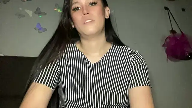 Snapshot of MeganTheRarest chatting on 29, 11, 2025 MeganTheRarest online show from 29, 11, 2025