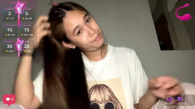 Snapshot of MeganTheRarest chatting on 3, 7, 2026 MeganTheRarest online show from 3, 7, 2026