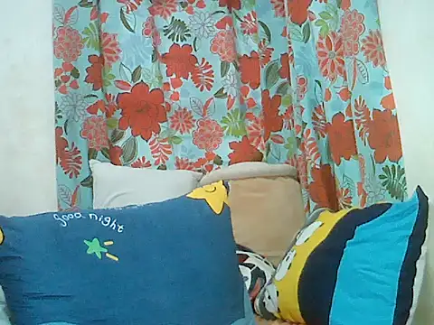Snapshot of LOVENAYRA1 chatting on 2, 7, 2026 LOVENAYRA1 online show from 2, 7, 2026