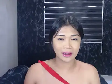 Snapshot of Maria-Moore chatting on 11, 5, 2026 Maria-Moore online show from 11, 5, 2026