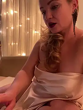 Lady  Maria online show from 1, 2, 2025