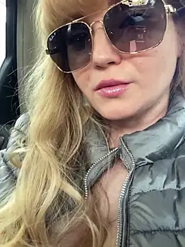 Lady  Maria online show from 11, 3, 2025