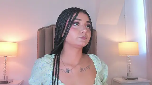 Snapshot of Emma_Torres__ chatting on 27, 6, 2026 Emma Torres online show from 27, 6, 2026