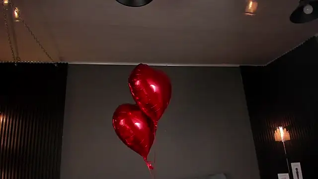 Snapshot of annie_barozzi chatting on 5, 2, 2025 annie barozzi online show from 5, 2, 2025