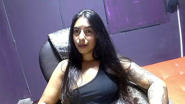 Snapshot of Desipleasure chatting on 16, 1, 2025 Desipleasure online show from 16, 1, 2025