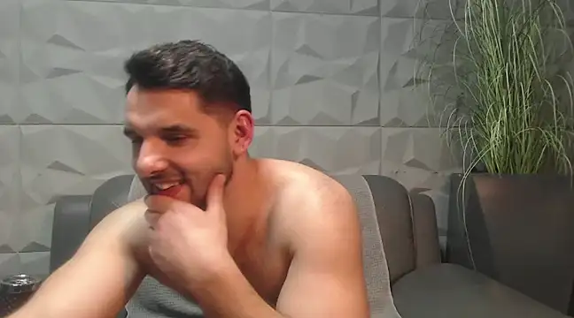 Antoniodiamond online show from 10, 2, 2025