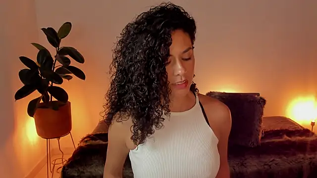 Snapshot of goddes_helena chatting on 13, 12, 2024 goddes helena online show from 13, 12, 2024