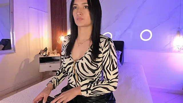 Snapshot of Gin_Zc chatting on 20, 12, 2024 Gin Zc online show from 20, 12, 2024