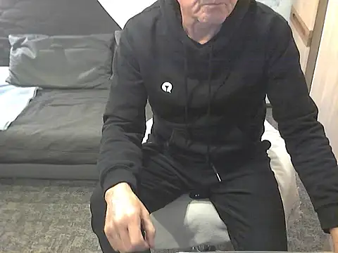 kiam471 online show from 12, 11, 2025