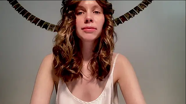 Snapshot of Nikki_Mimimi chatting on 6, 2, 2025 Nikki Mimimi online show from 6, 2, 2025