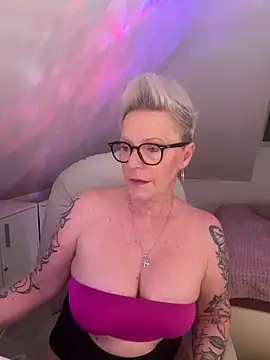 German Milf online show from 20, 4, 2026