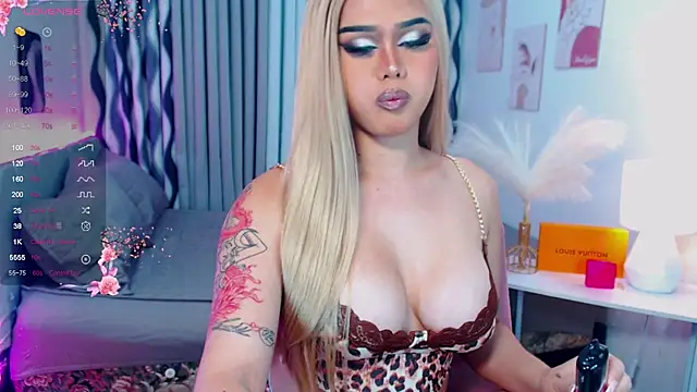 Snapshot of Ella_Fantasiax chatting on 23, 1, 2025 Ella Fantasiax online show from 23, 1, 2025