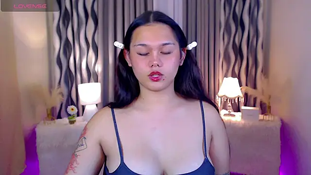 Snapshot of Ella_Fantasiax chatting on 18, 10, 2025 Ella Fantasiax online show from 18, 10, 2025
