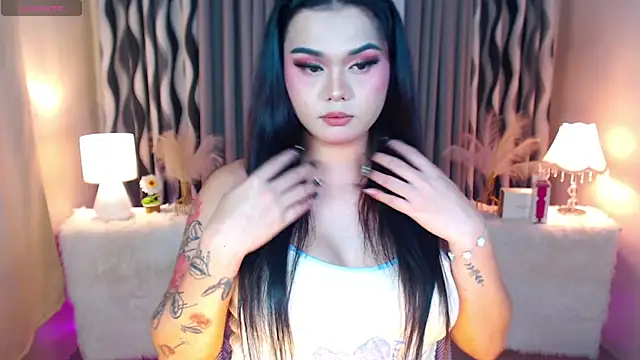 Snapshot of Ella_Fantasiax chatting on 10, 11, 2025 Ella Fantasiax online show from 10, 11, 2025