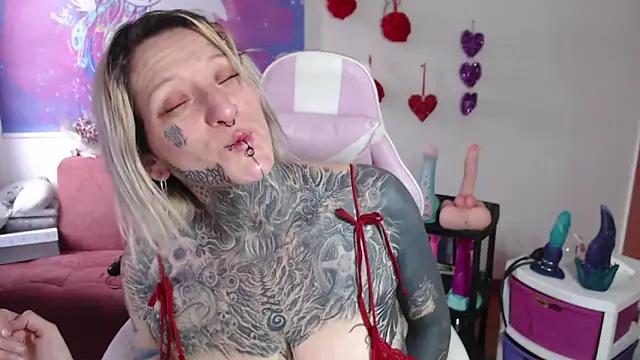 SLOPPYTITSS online show from 15, 2, 2025