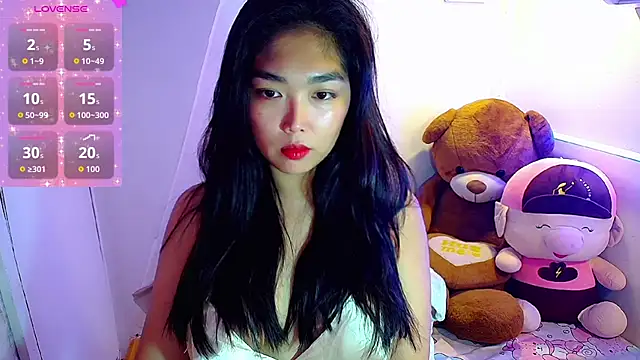 Snapshot of TR4NSCUTI3 chatting on 26, 9, 2025 TR4NSCUTI3 online show from 26, 9, 2025