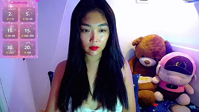 Snapshot of TR4NSCUTI3 chatting on 5, 10, 2025 TR4NSCUTI3 online show from 5, 10, 2025
