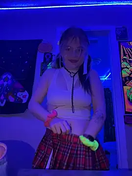 Snapshot of Cutiepiespanks chatting on 15, 3, 2025 Cutiepiespanks online show from 15, 3, 2025