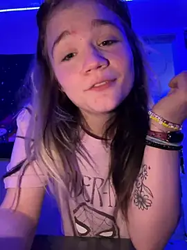 Snapshot of Cutiepiespanks chatting on 19, 3, 2025 Cutiepiespanks online show from 19, 3, 2025