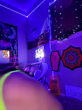 Snapshot of Cutiepiespanks chatting on 14, 10, 2025 Cutiepiespanks online show from 14, 10, 2025