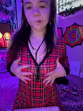 Snapshot of Cutiepiespanks chatting on 15, 10, 2025 Cutiepiespanks online show from 15, 10, 2025