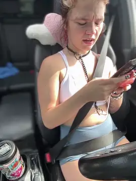 Snapshot of Cutiepiespanks chatting on 18, 10, 2025 Cutiepiespanks online show from 18, 10, 2025