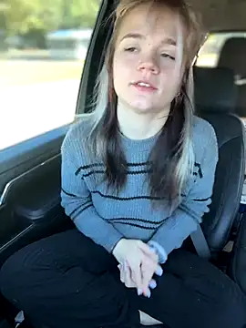 Snapshot of Cutiepiespanks chatting on 29, 11, 2025 Cutiepiespanks online show from 29, 11, 2025