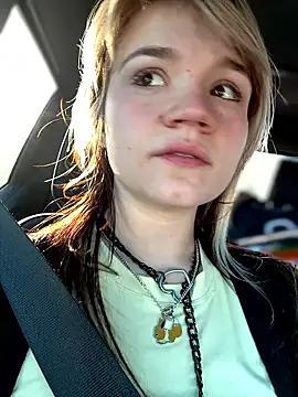 Snapshot of Cutiepiespanks chatting on 28, 2, 2026 Cutiepiespanks online show from 28, 2, 2026