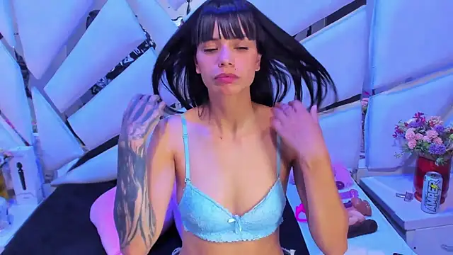 Snapshot of kylie_seex chatting on 12, 11, 2025 kylie seex online show from 12, 11, 2025