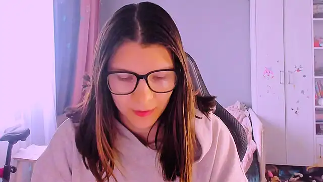 MollyLollipop online show from 25, 5, 2026