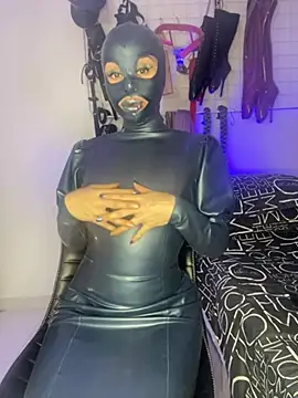 Snapshot of mylatexpleasure chatting on 1, 8, 2026 mylatexpleasure online show from 1, 8, 2026