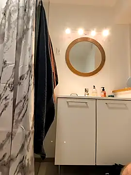 Fist-my-ass online show from 15, 3, 2026