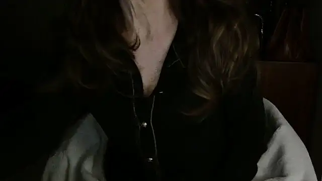 Snapshot of amara_2022 chatting on 12, 11, 2025 amara 2022 online show from 12, 11, 2025