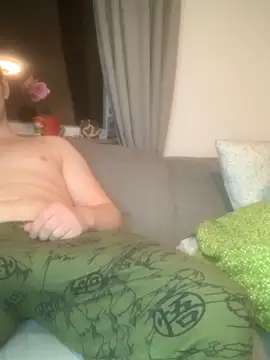 Maxmusterman20023 online show from 19, 2, 2025