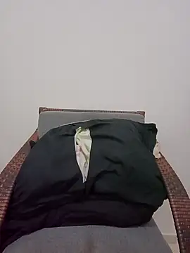 VIC22SECRET online show from 25, 1, 2025