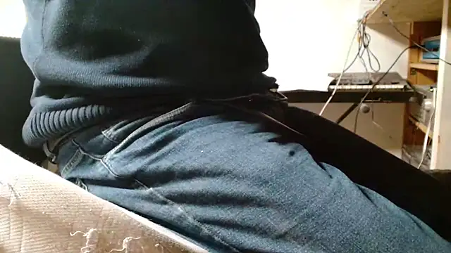 Snapshot of blow2gold chatting on 1, 12, 2025 blow2gold online show from 1, 12, 2025