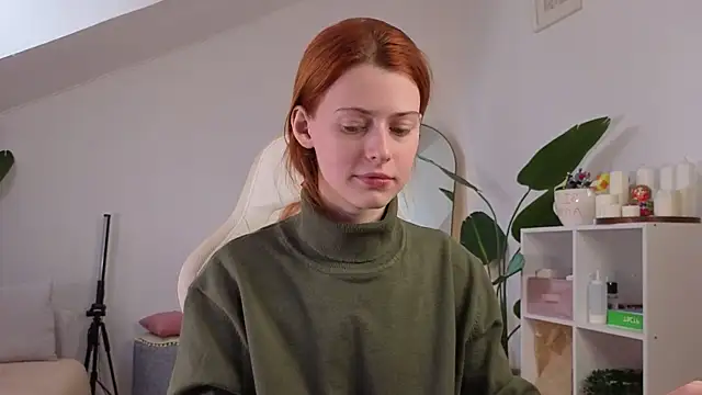 doll lesli online show from 17, 10, 2025