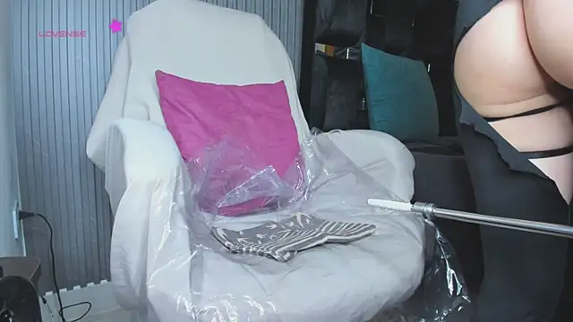 levana1 online show from 26, 9, 2025