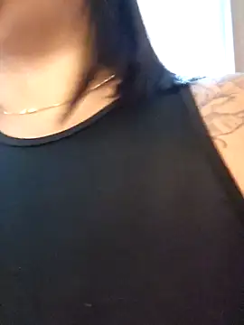 LizzRouse online show from 2, 2, 2026