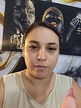 Snapshot of LizzRouse chatting on 29, 5, 2026 LizzRouse online show from 29, 5, 2026