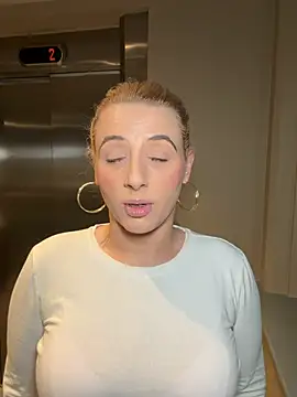 Strongqueen online show from 8, 1, 2026