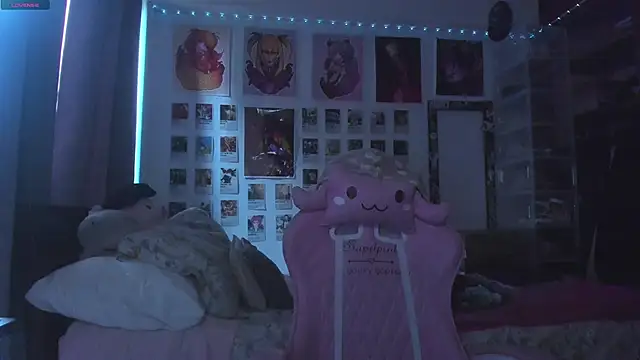 Snapshot of Jessie_williams chatting on 15, 12, 2025 Jessie williams online show from 15, 12, 2025