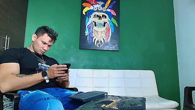 Snapshot of GendersonFit chatting on 2, 2, 2026 GendersonFit online show from 2, 2, 2026