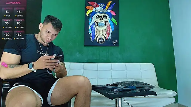 Snapshot of GendersonFit chatting on 11, 2, 2026 GendersonFit online show from 11, 2, 2026