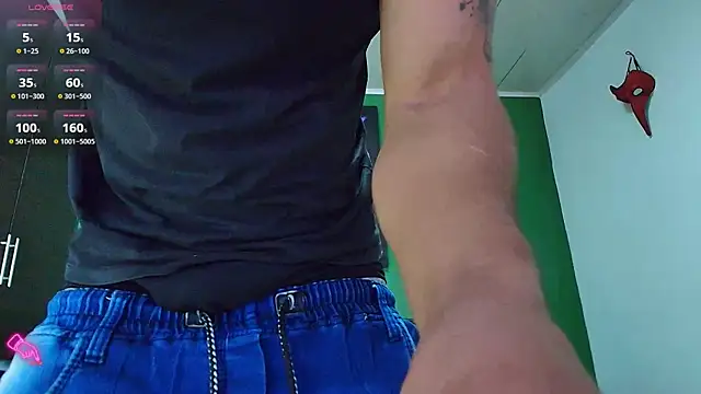 Snapshot of GendersonFit chatting on 24, 2, 2026 GendersonFit online show from 24, 2, 2026