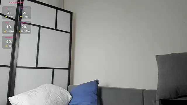 Amber Foks online show from 26, 10, 2025