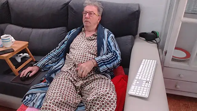 Nudelschwanz online show from 6, 2, 2025